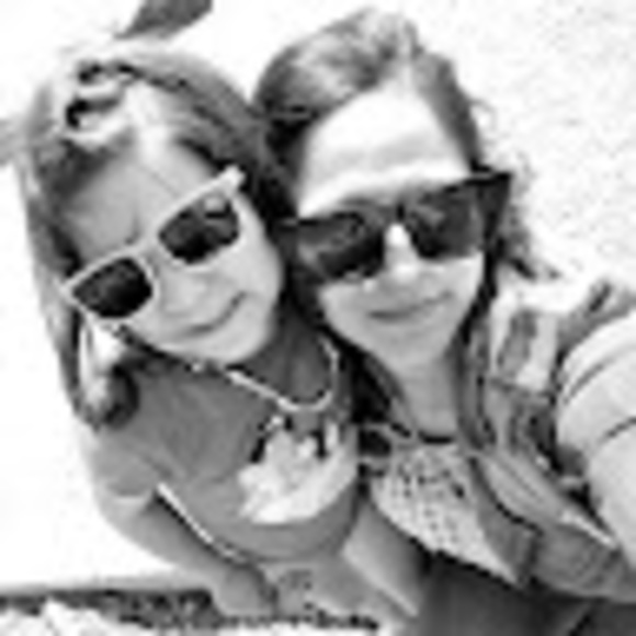 Meet your Posher, Beisibeth - Picture 1 of 1